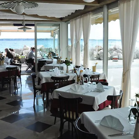 Apartments&rooms Riva * Piran