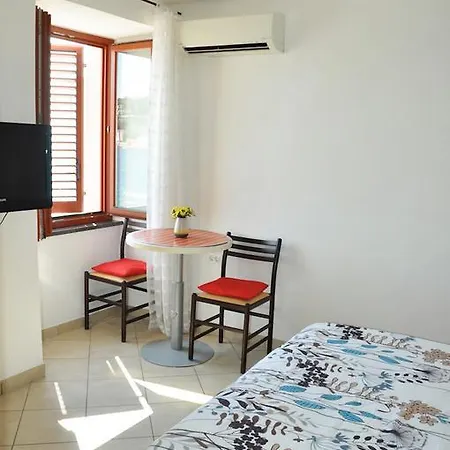 Apartments&rooms Riva *