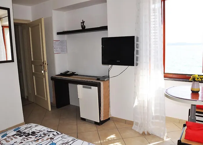 Apartment & Riva Piran